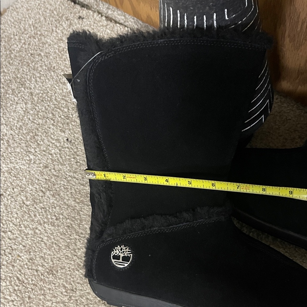 Timberland Black Fur-Lined Boots size 9.5 - Picture 5 of 9